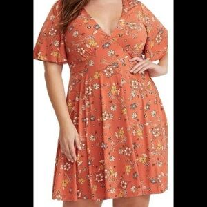 Torrid Floral Mini Dress in Orange 1x skater vneck flutter sleeve